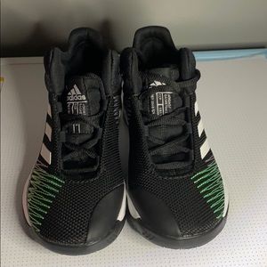 COPY - NWOT Adidas boys sneakers size 1.5K